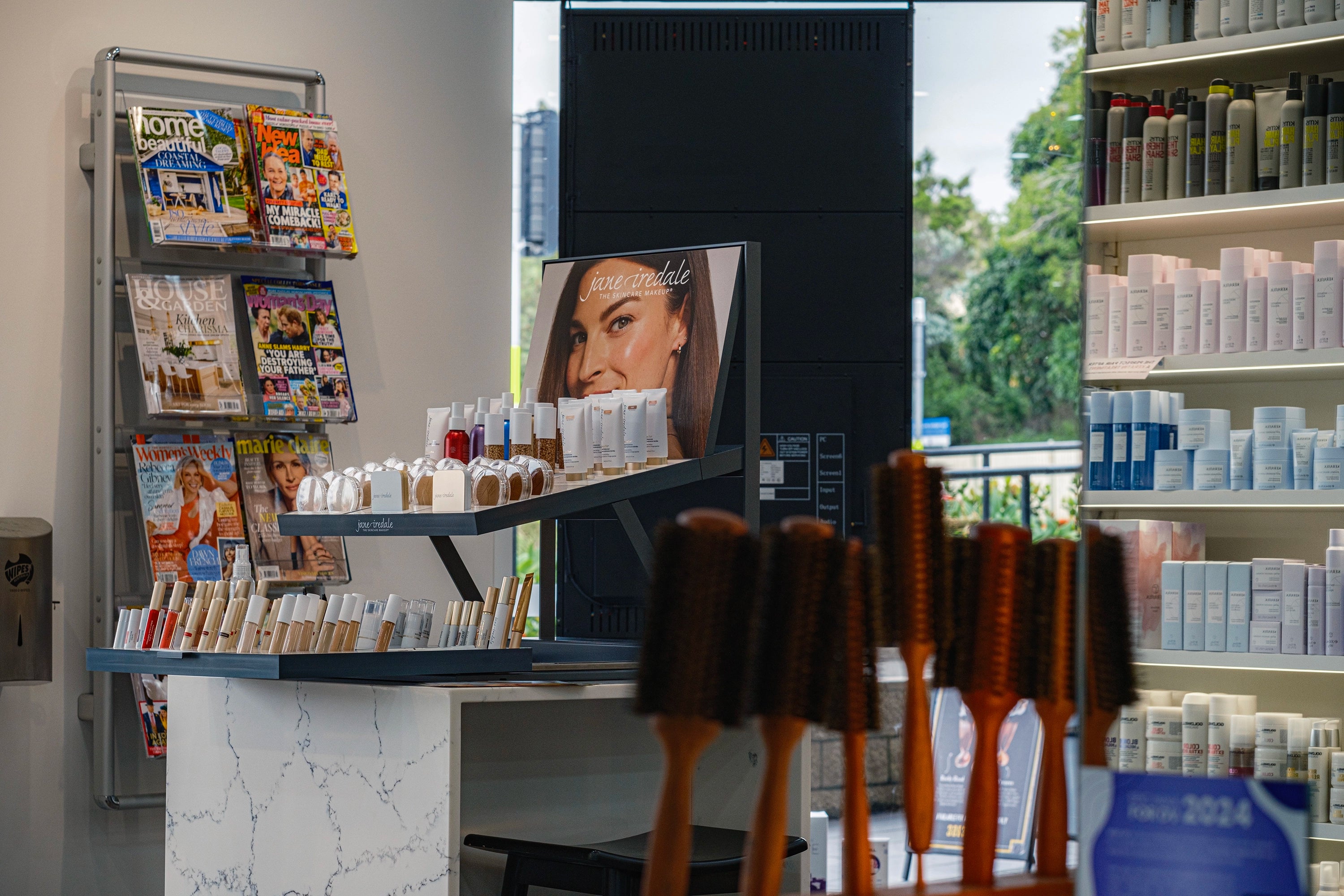 Transforming Beauty: Introducing Jane Iredale Beauty Gallery 2.0 to Epic Hair Designs